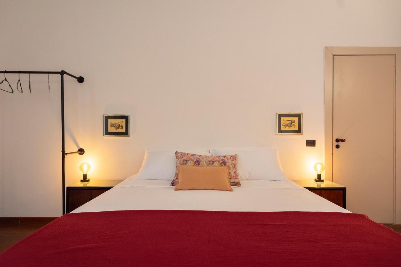 Modern Hospitality Naples Exclusive Stay ภายนอก รูปภาพ