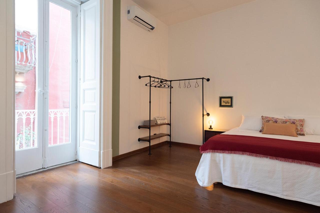 Modern Hospitality Naples Exclusive Stay ภายนอก รูปภาพ