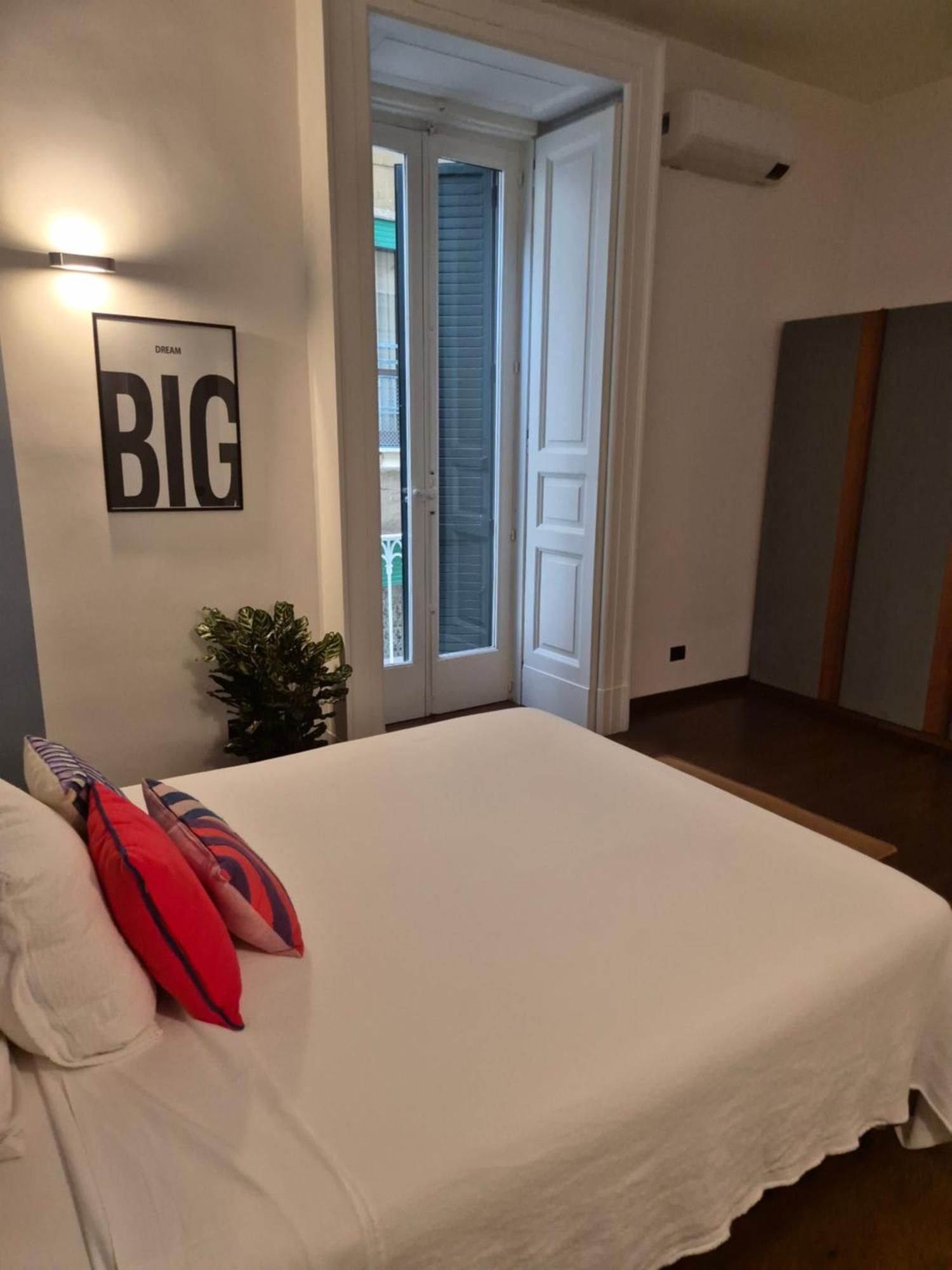 Modern Hospitality Naples Exclusive Stay ภายนอก รูปภาพ