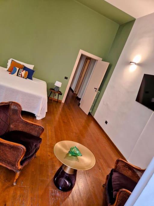 Modern Hospitality Naples Exclusive Stay ภายนอก รูปภาพ