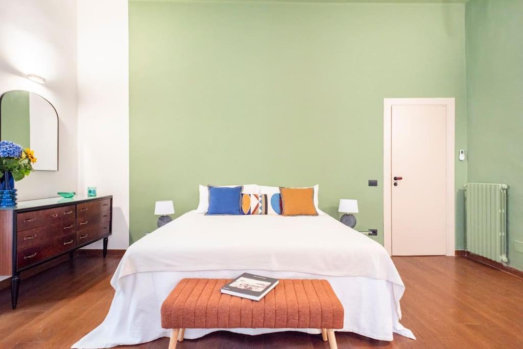 Modern Hospitality Naples Exclusive Stay ภายนอก รูปภาพ