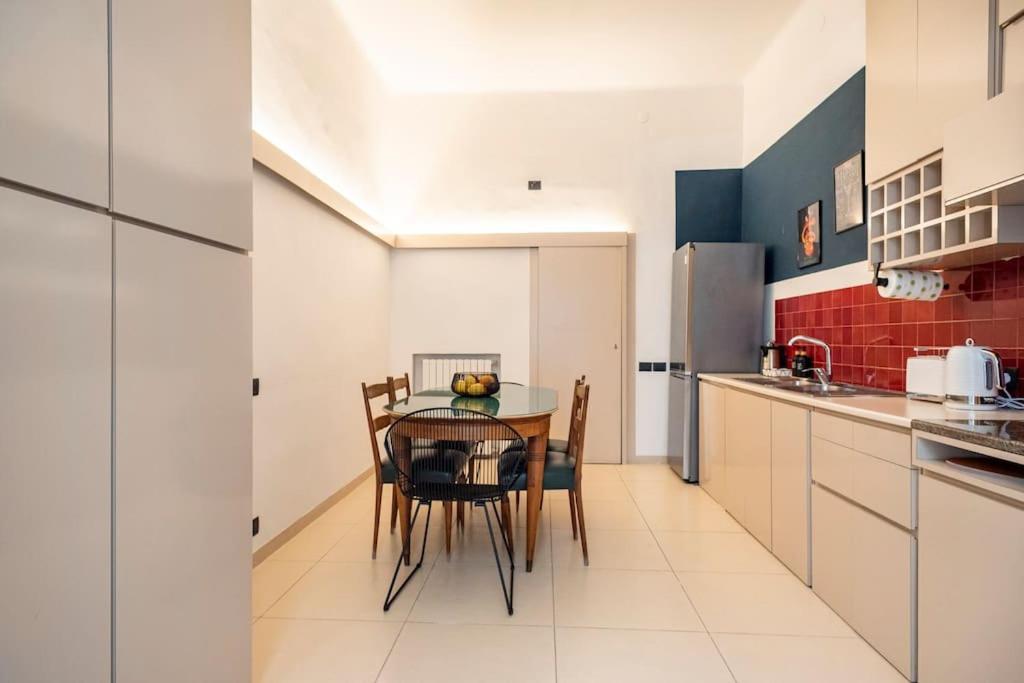 Modern Hospitality Naples Exclusive Stay ภายนอก รูปภาพ